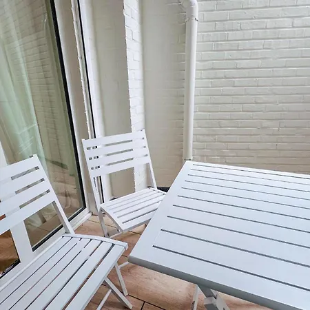 Apartament In With Wifi *